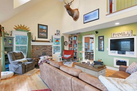 410 Forest Lake Road Brevard NC 28712
