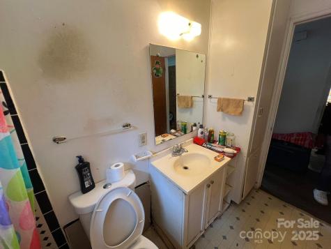 4414 Birkdale Drive Charlotte NC 28208