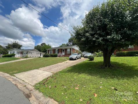 4414 Birkdale Drive Charlotte NC 28208