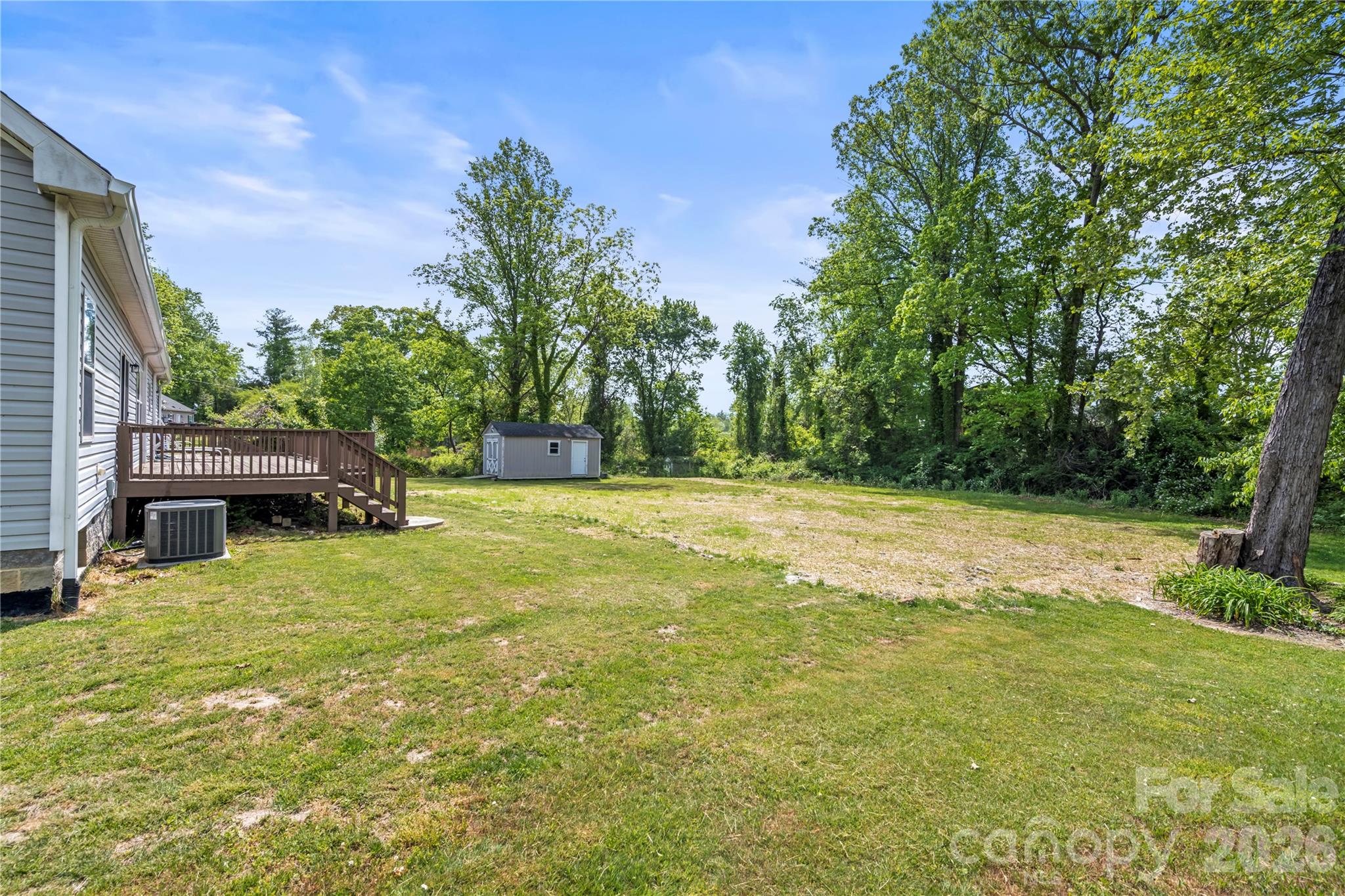111 Robin Street Hendersonville NC 28739