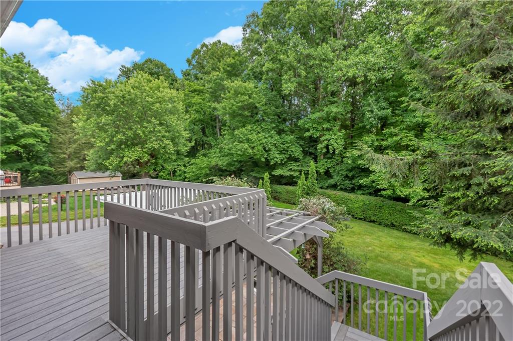 18 Adamswood Road Asheville NC 28803
