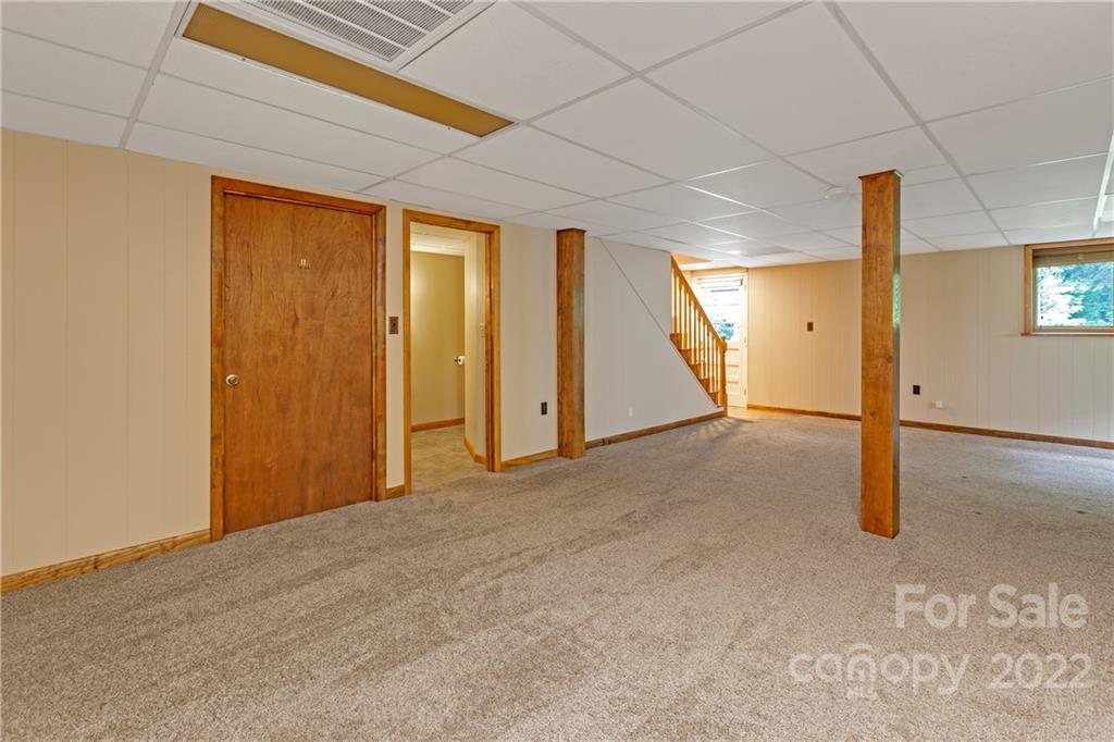 18 Adamswood Road Asheville NC 28803