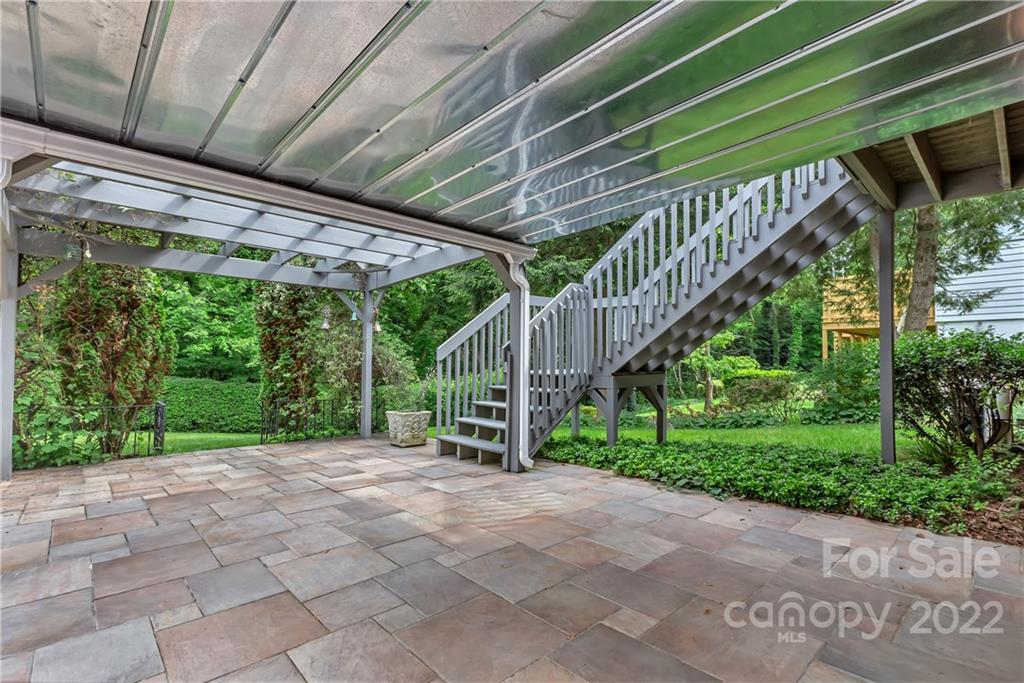 18 Adamswood Road Asheville NC 28803