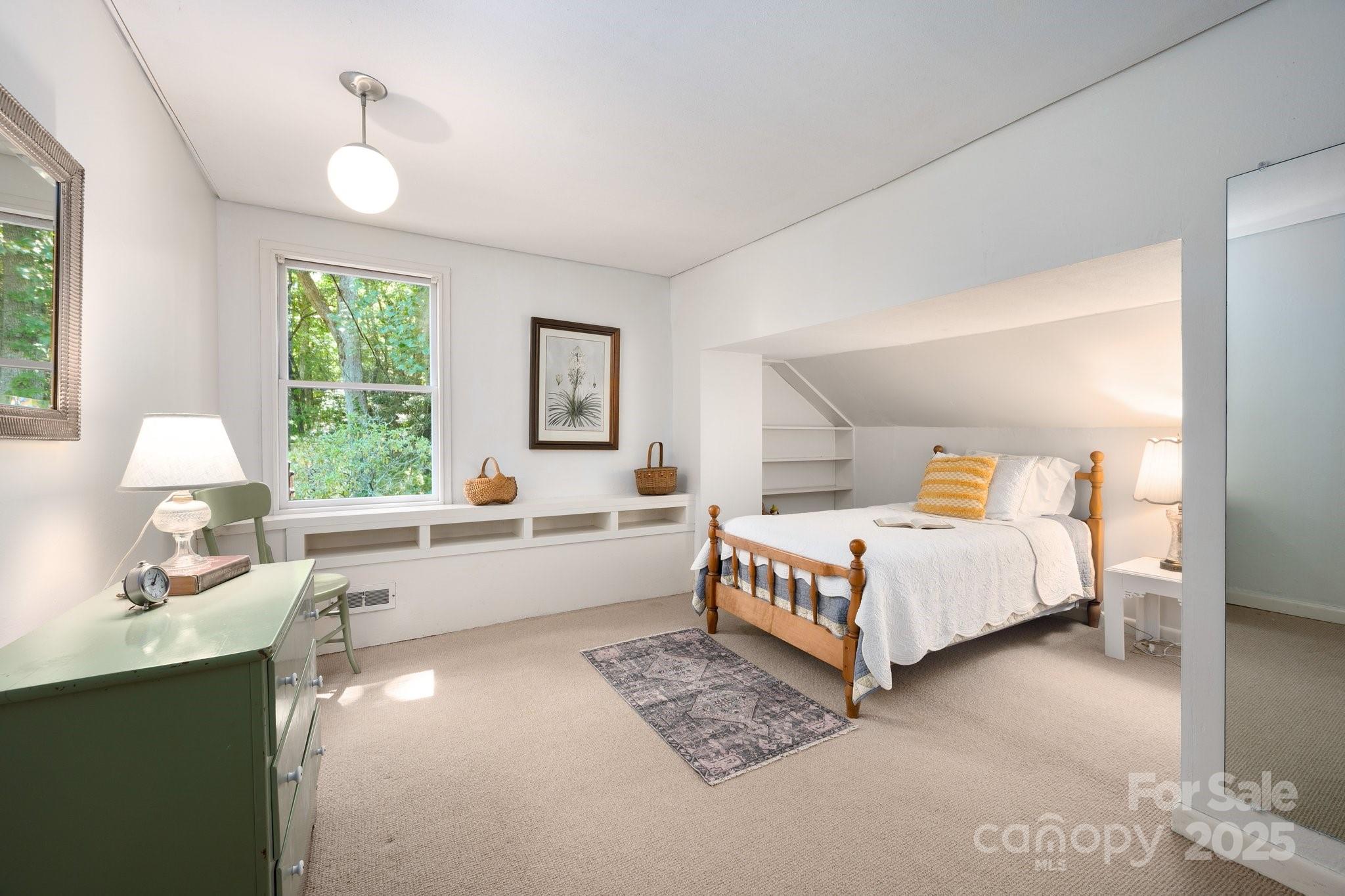 552 Avery Creek Arden NC 28704