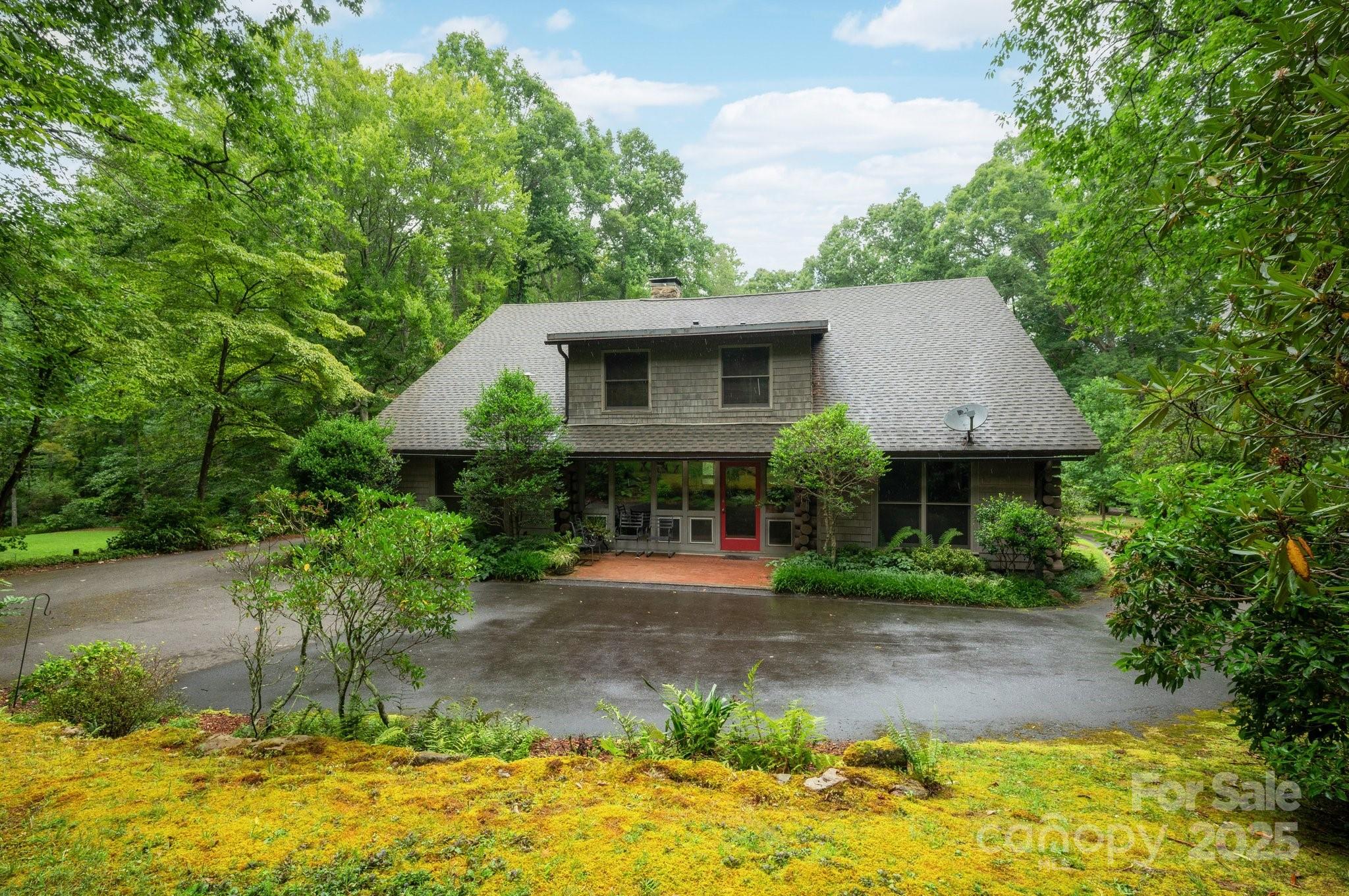 552 Avery Creek Arden NC 28704