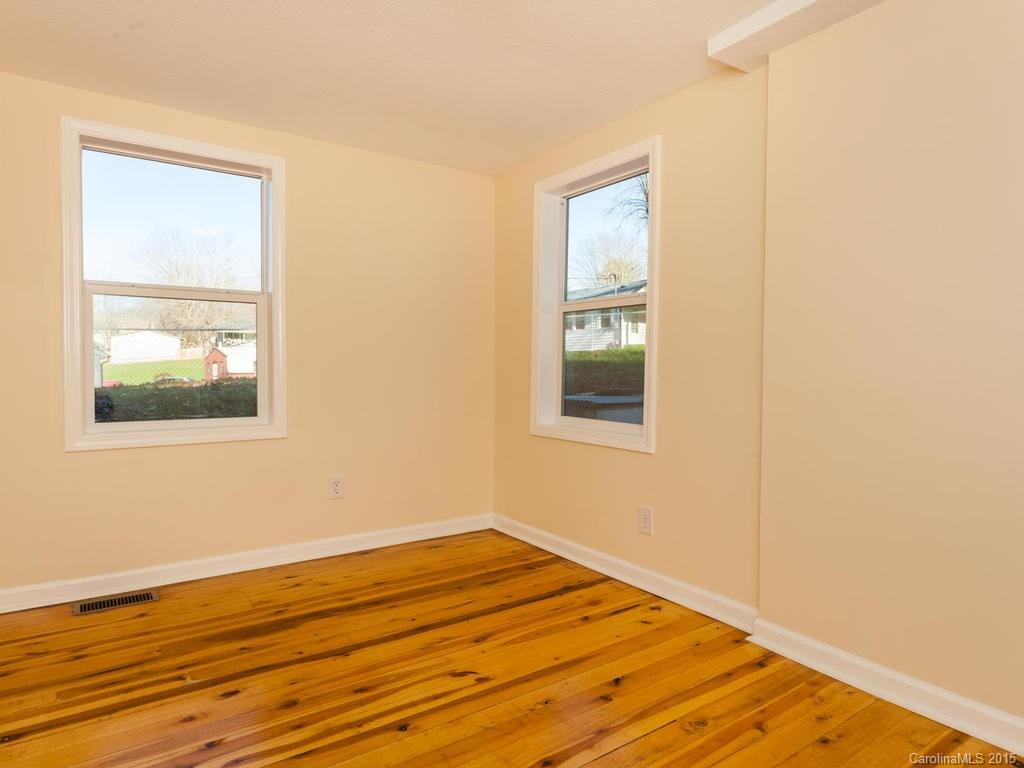 167 Lakeside Drive Asheville NC 28806