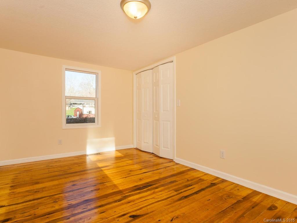 167 Lakeside Drive Asheville NC 28806