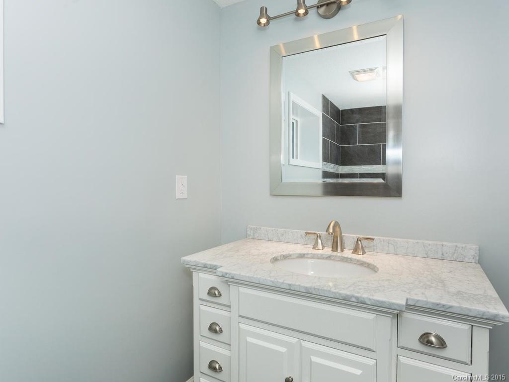 167 Lakeside Drive Asheville NC 28806