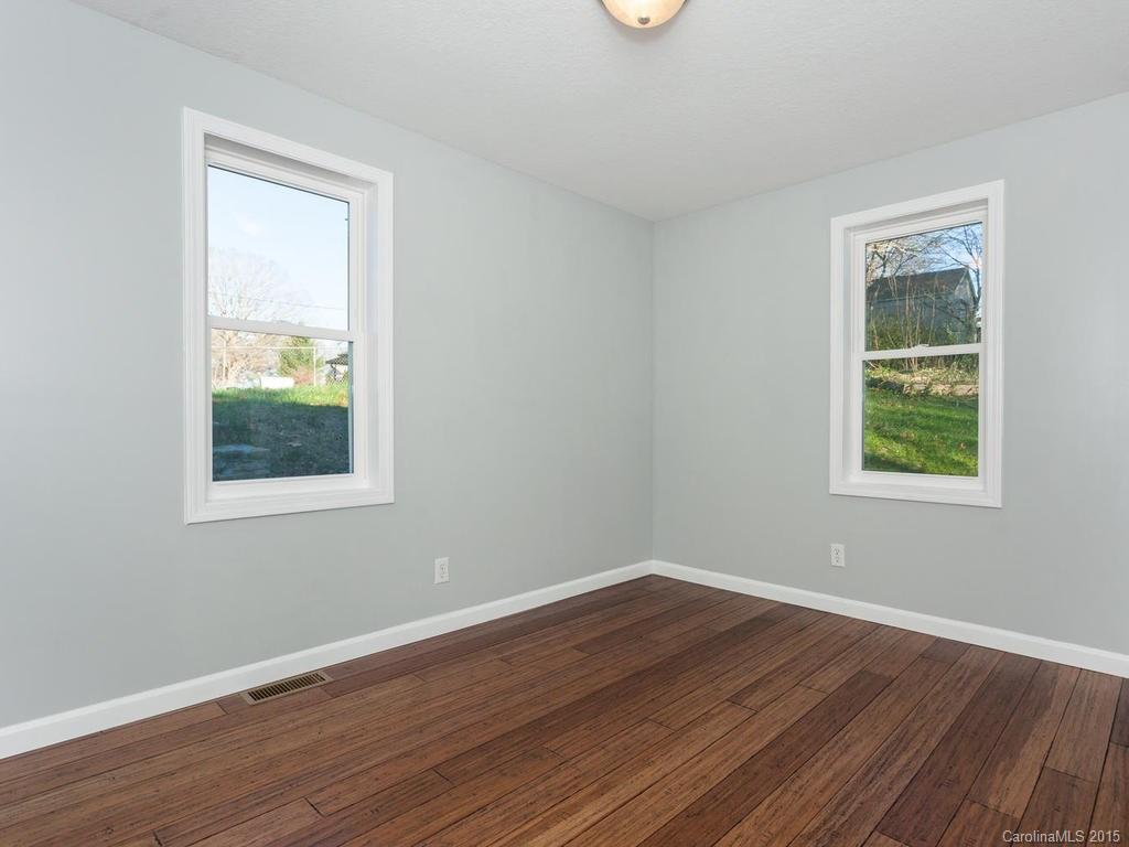 167 Lakeside Drive Asheville NC 28806