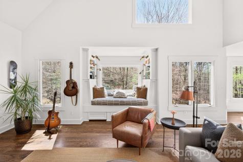 257 Jones Cove Road Asheville NC 28805