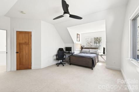 257 Jones Cove Road Asheville NC 28805