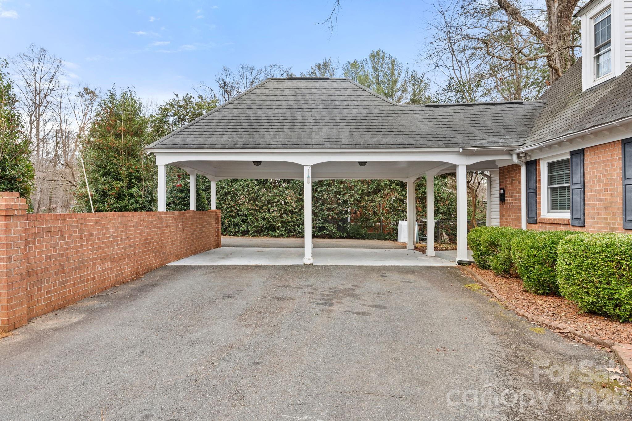 2110 Royall Drive Winston Salem NC 27106