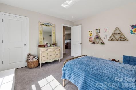 240 Eden Avenue Mooresville NC 28115
