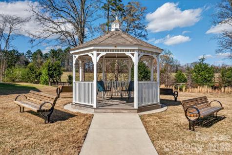 240 Eden Avenue Mooresville NC 28115