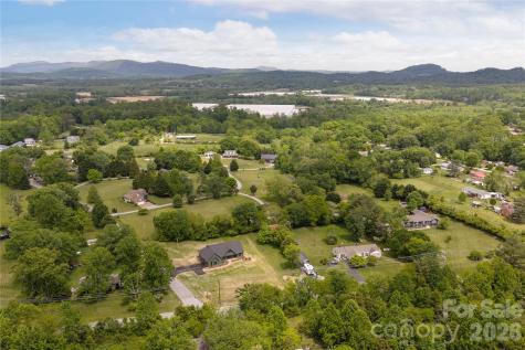 34 Old Souther Road Mills River NC 28759