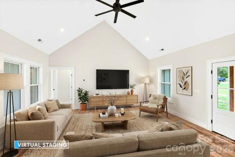34 Old Souther Road Mills River NC 28759