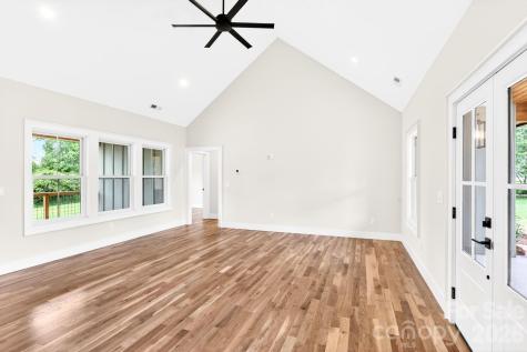 34 Old Souther Road Mills River NC 28759