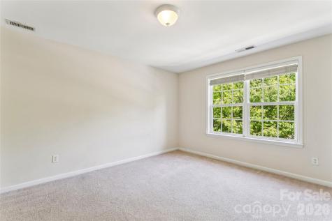 1046 Silver Gull Drive Tega Cay SC 29708