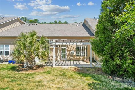 1046 Silver Gull Drive Tega Cay SC 29708