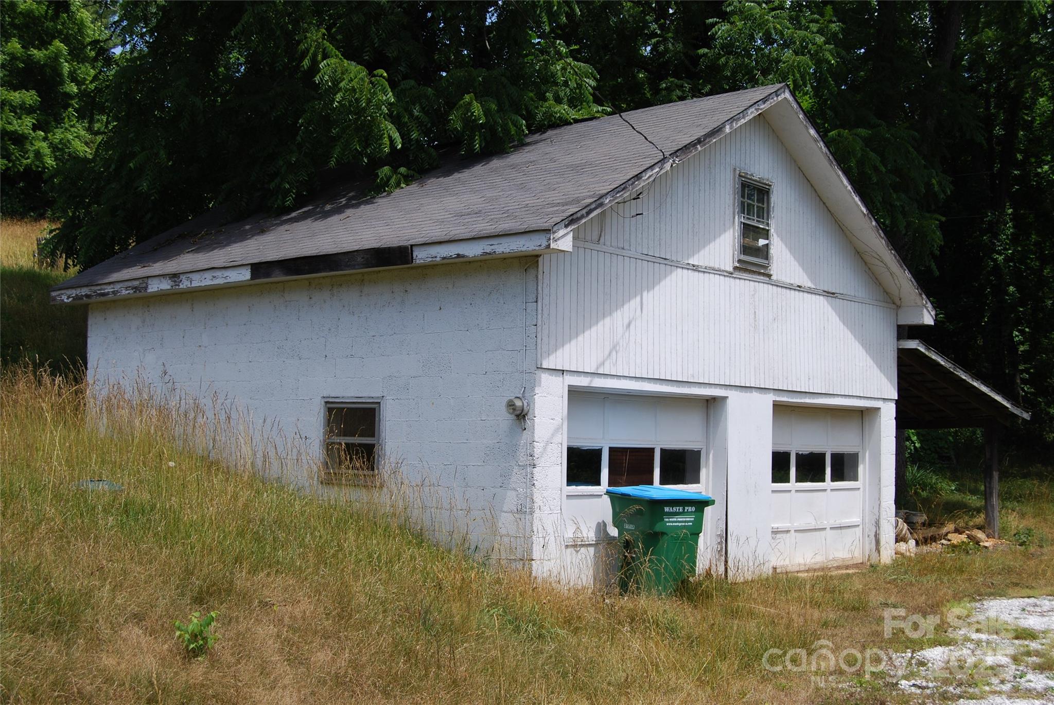 7 Noble Road Fairview NC 28730