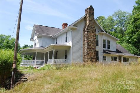 7 Noble Road Fairview NC 28730