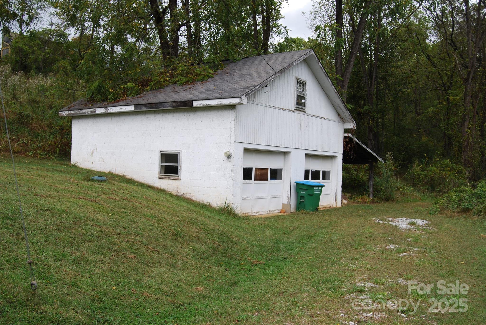 7 Noble Road Fairview NC 28730
