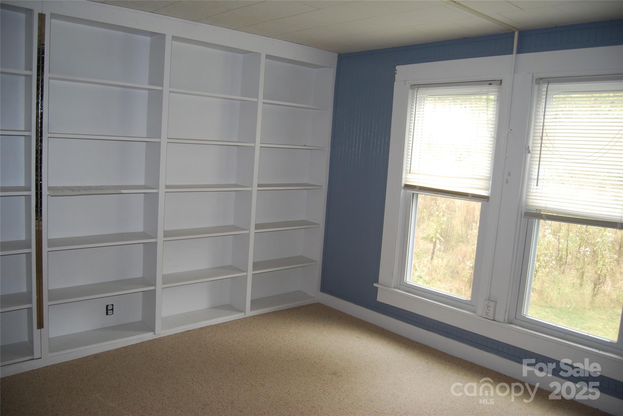 7 Noble Road Fairview NC 28730