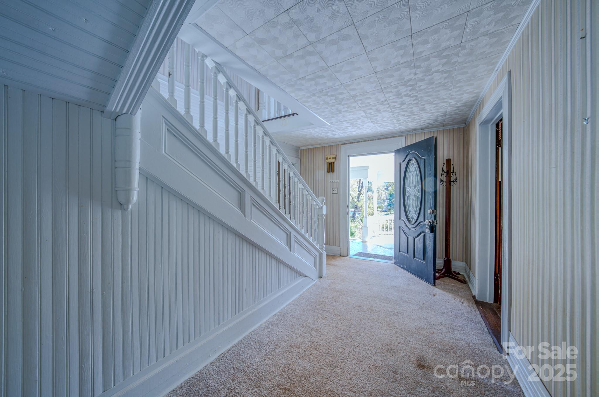 7 Noble Road Fairview NC 28730