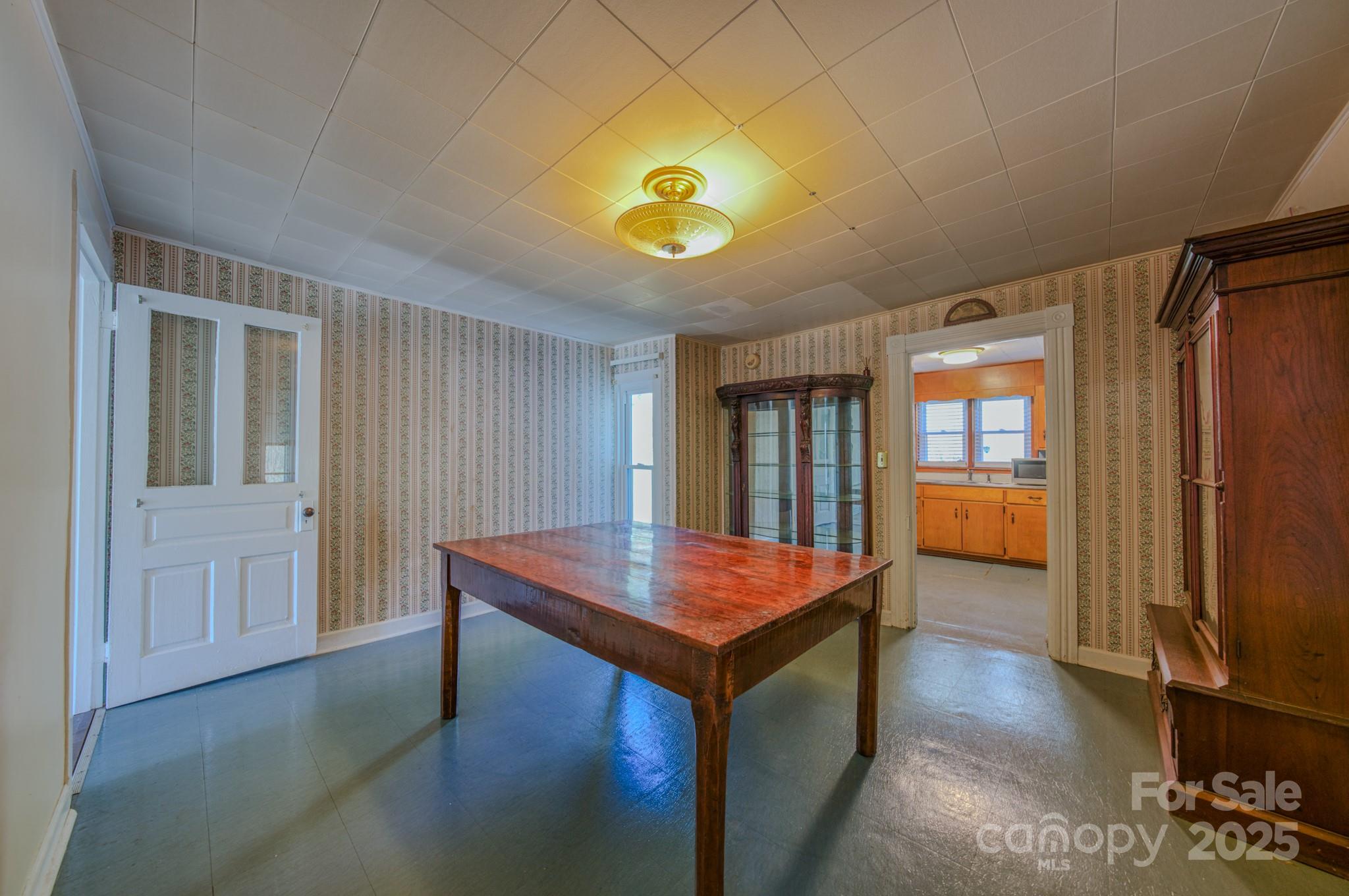 7 Noble Road Fairview NC 28730