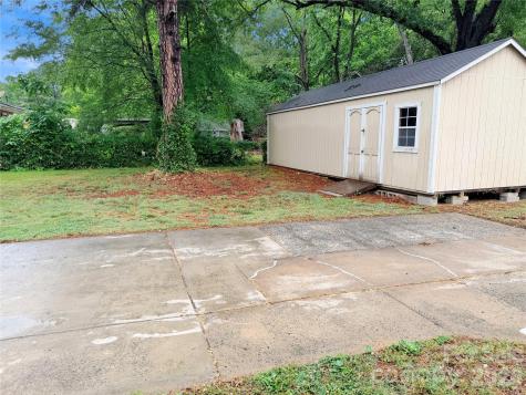 9209 Edgevale Drive Charlotte NC 28216
