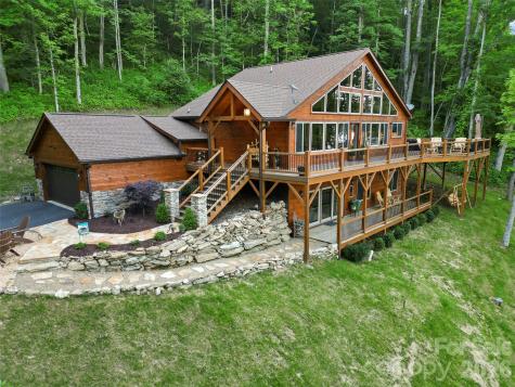 85 Iga Trail Maggie Valley NC 28751