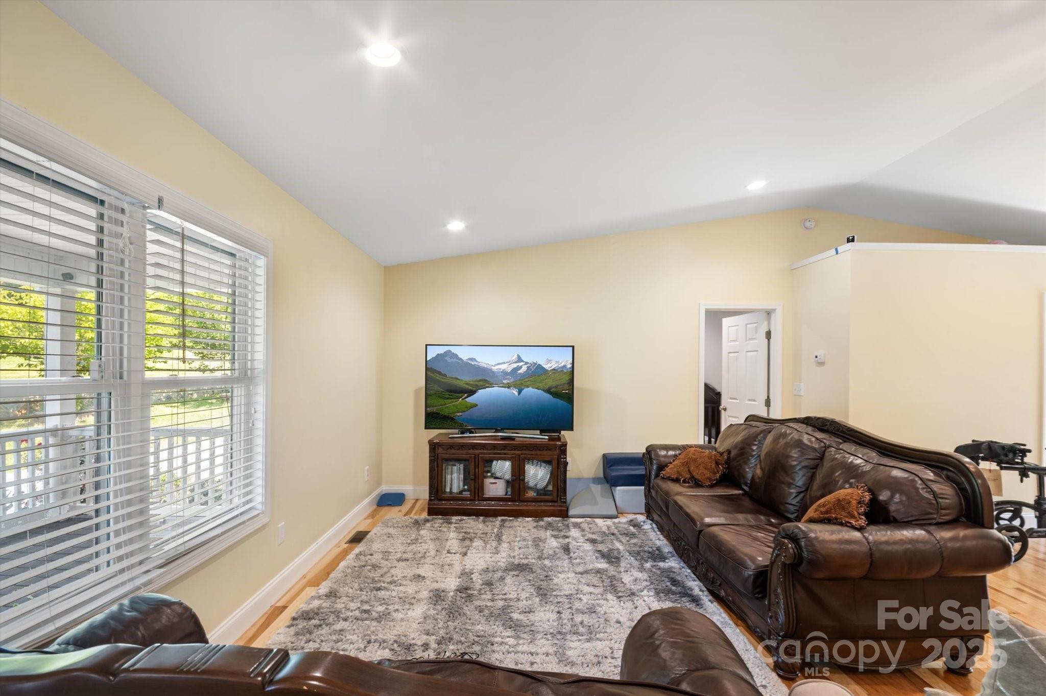 40 Alabama Avenue Marion NC 28752