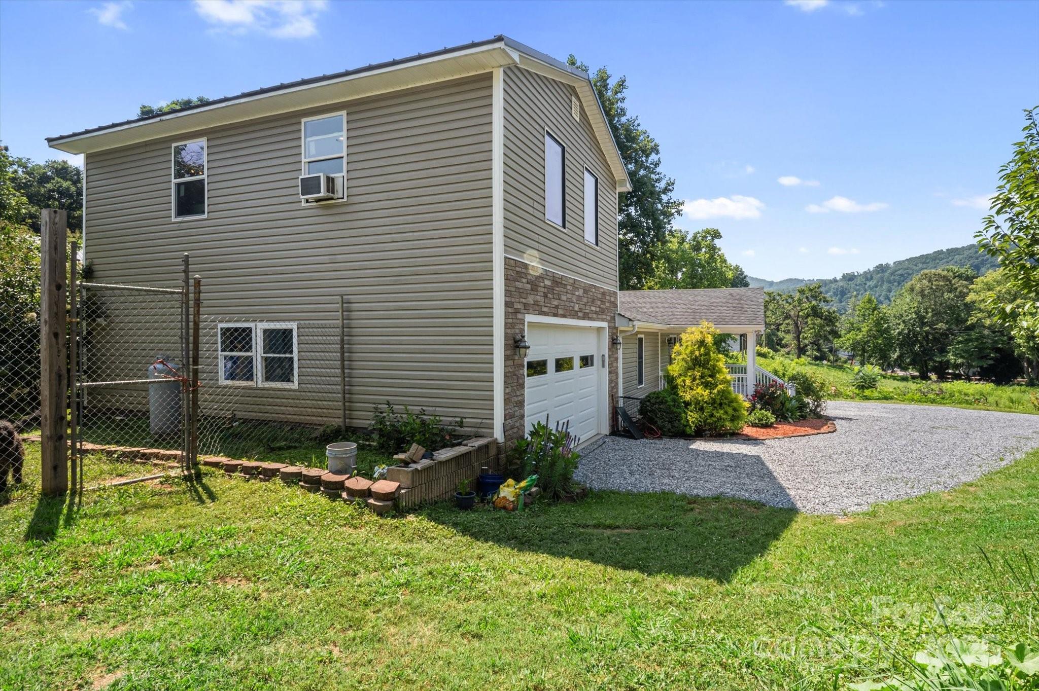 40 Alabama Avenue Marion NC 28752