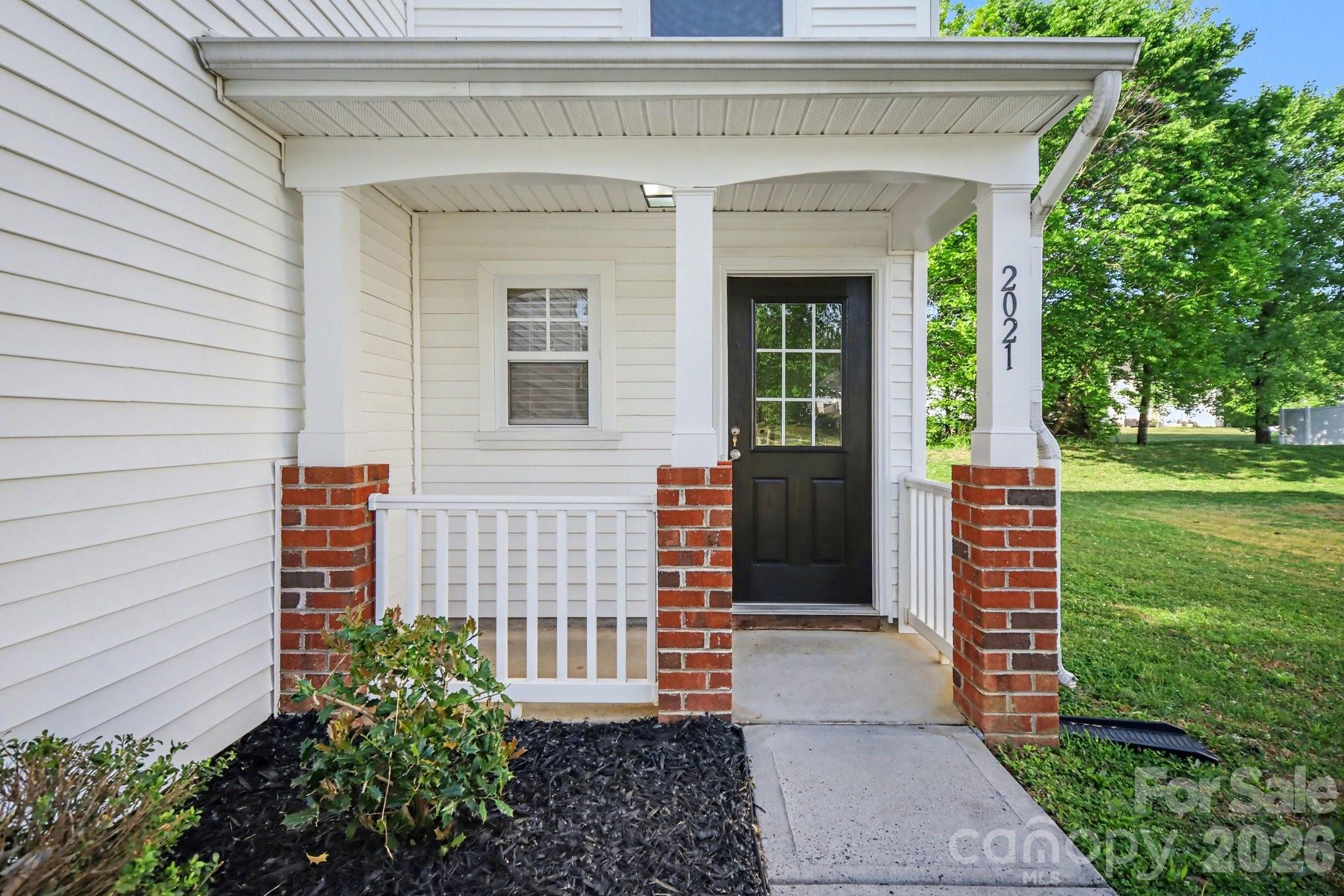 2021 Sonoma Valley Drive Charlotte NC 28214