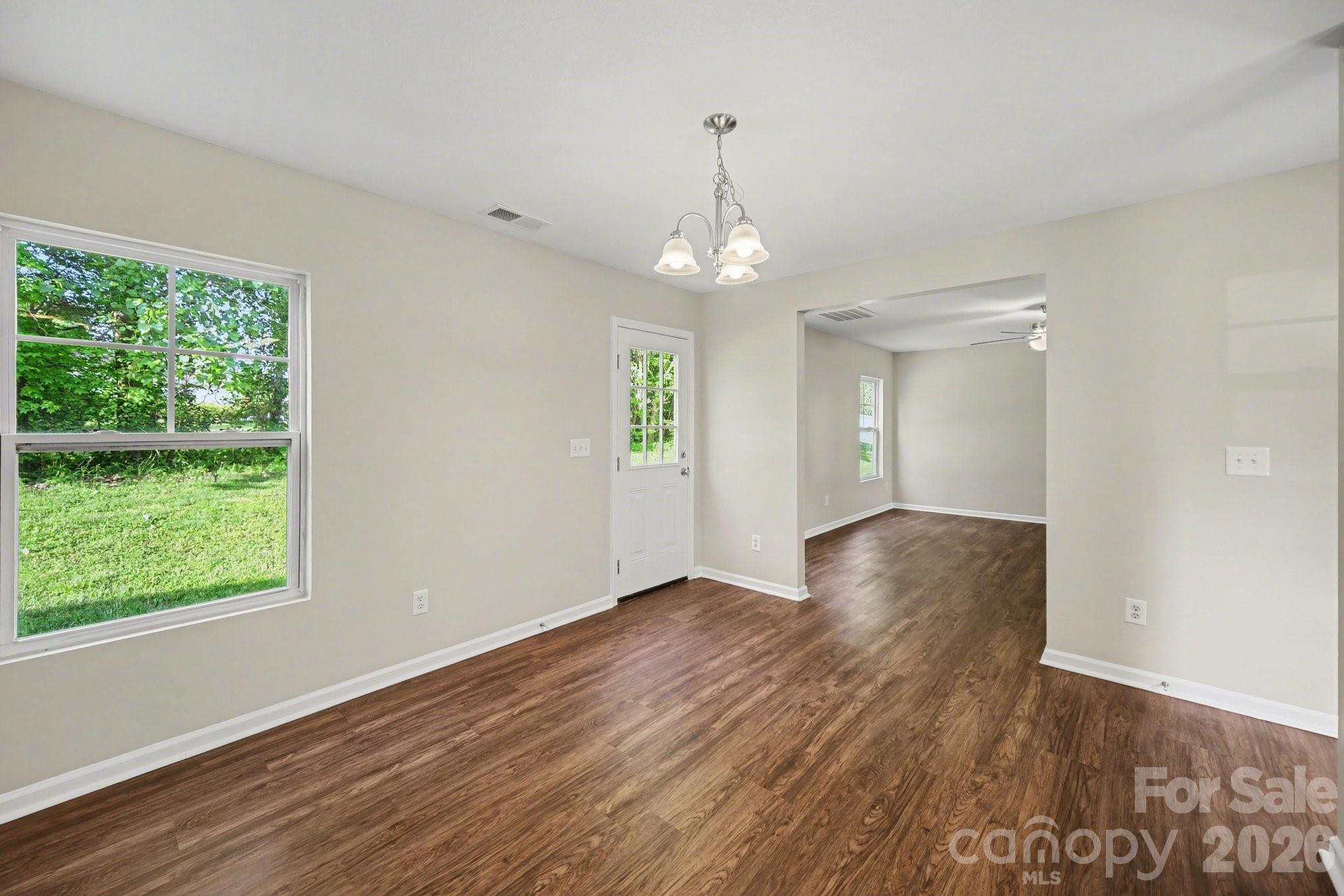 2021 Sonoma Valley Drive Charlotte NC 28214