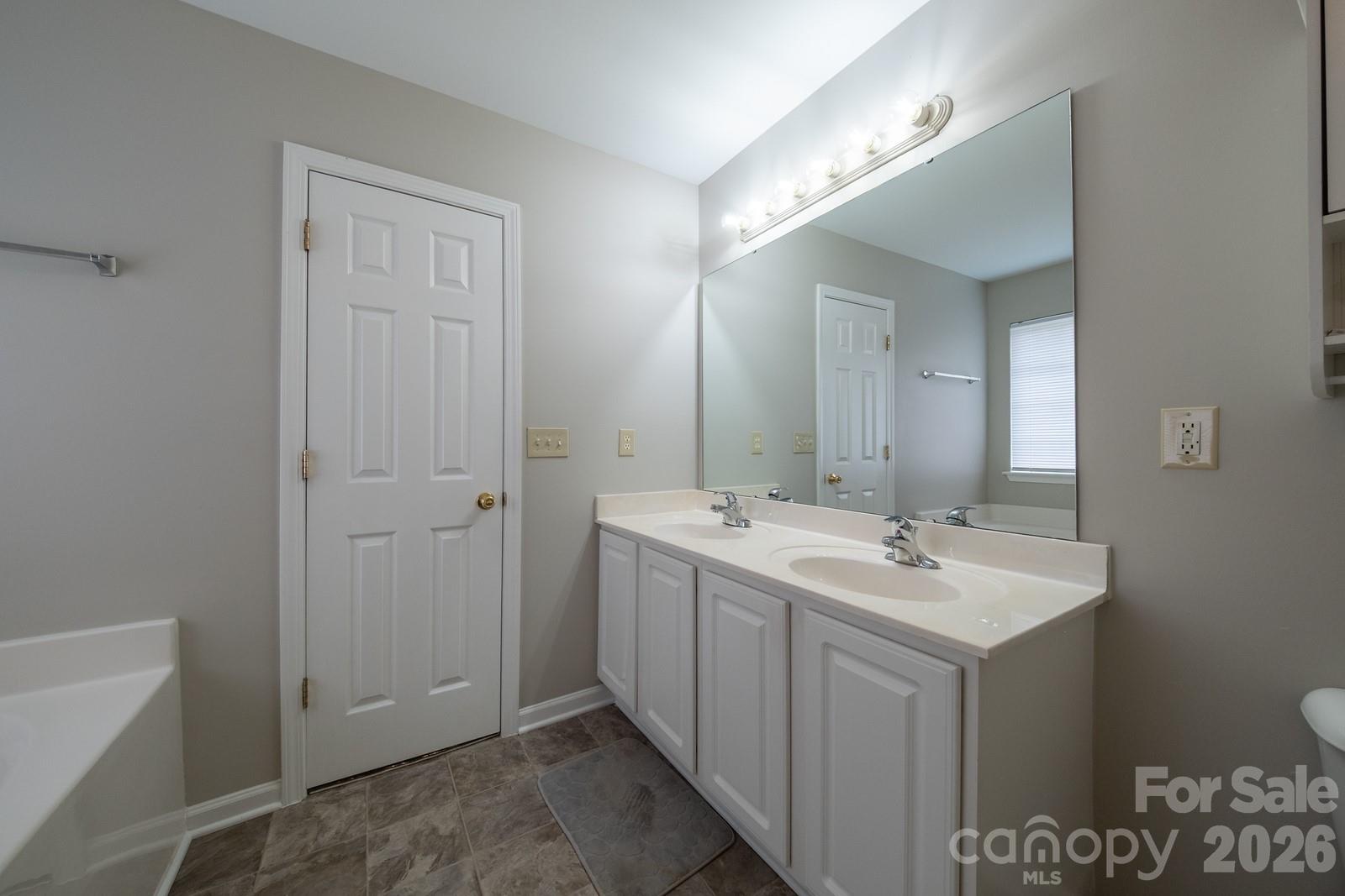 6627 Nevin Glen Drive Charlotte NC 28269