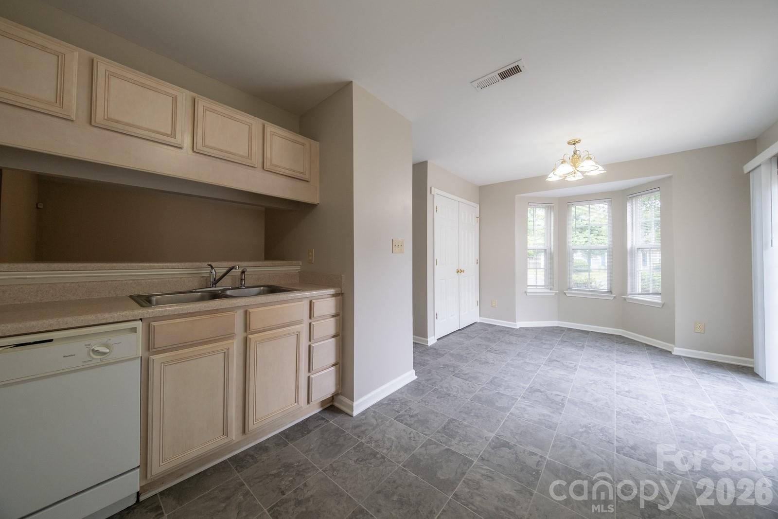 6627 Nevin Glen Drive Charlotte NC 28269