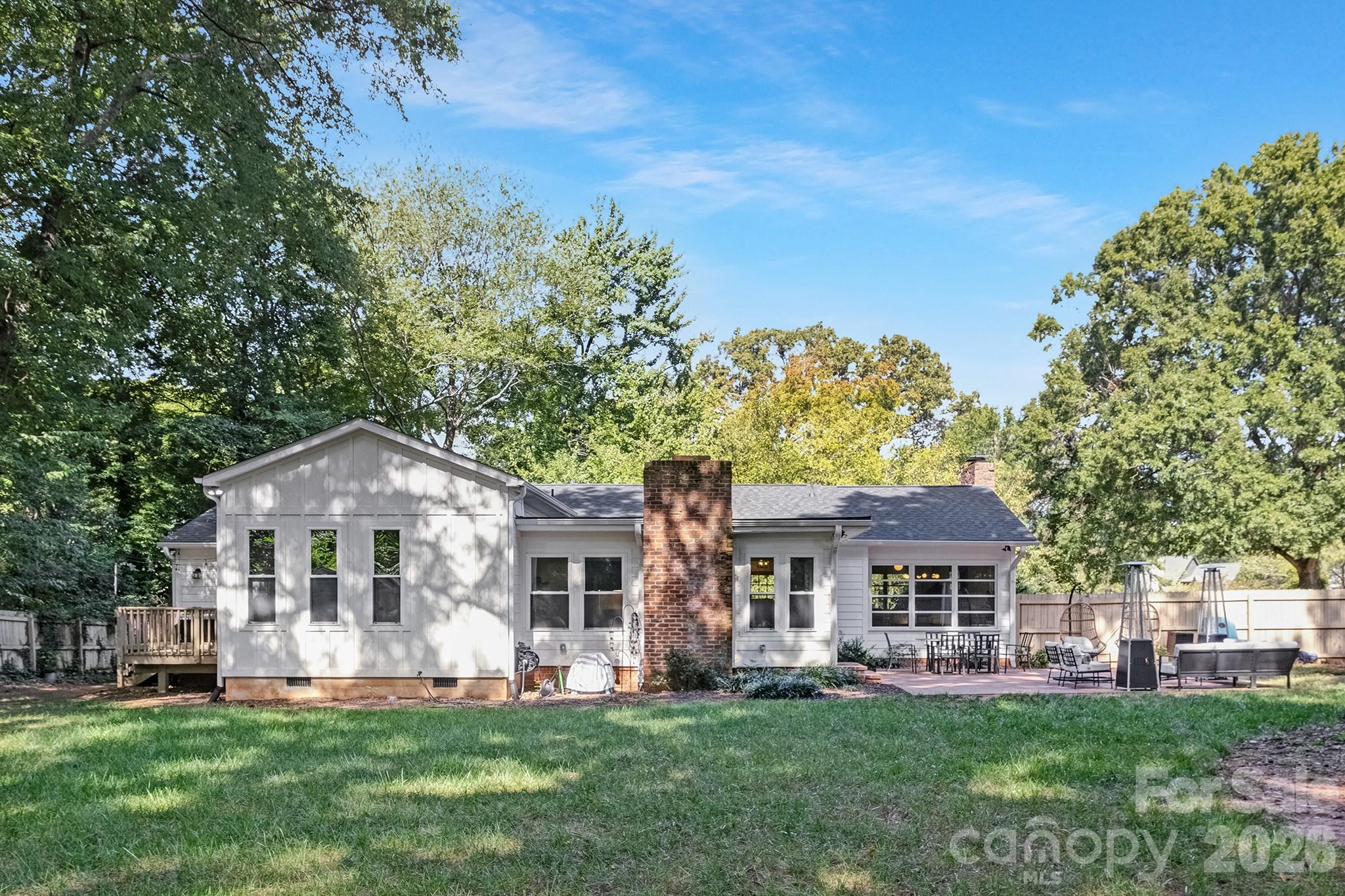 6213 Sharon Road Charlotte NC 28210