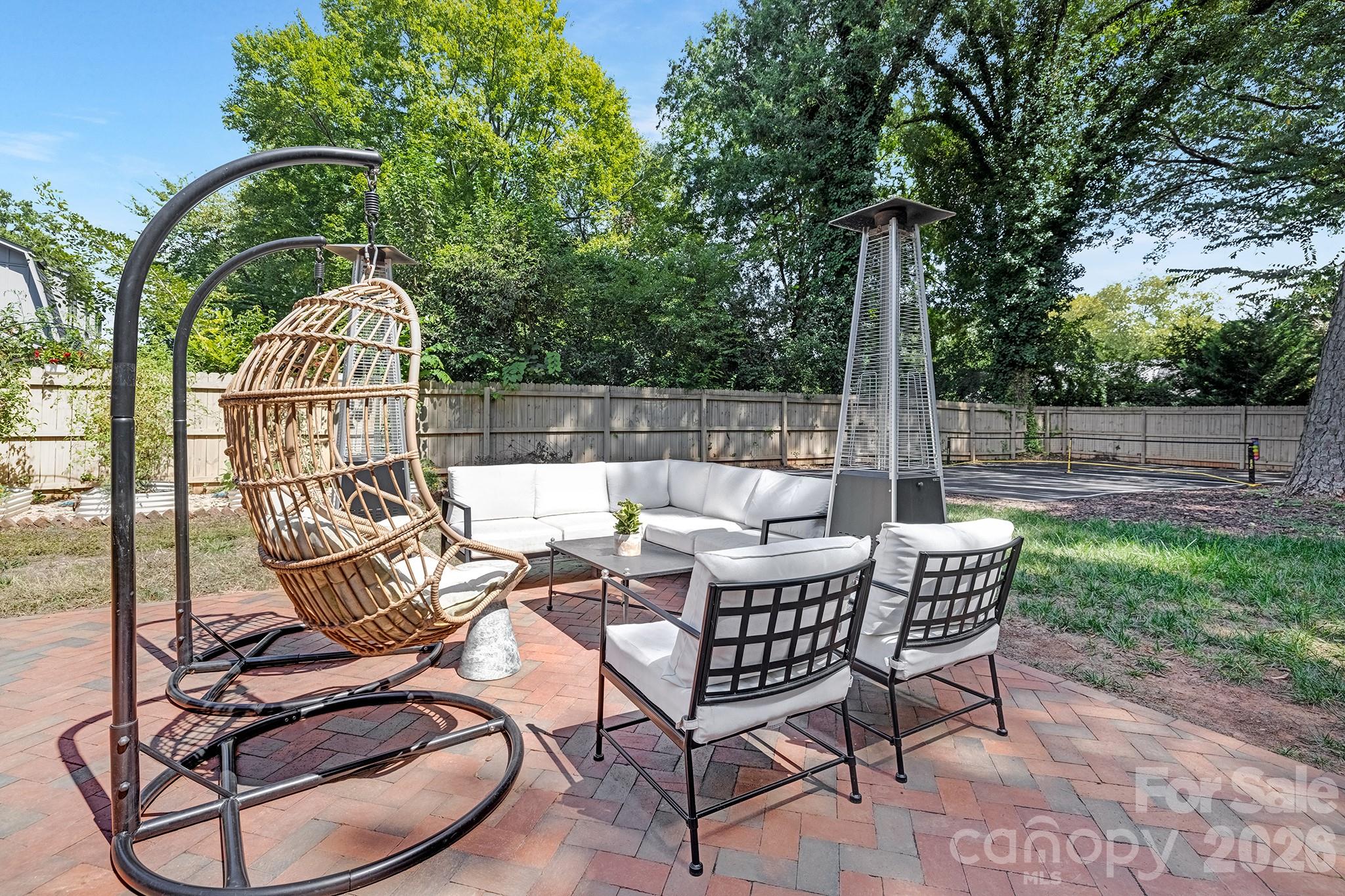6213 Sharon Road Charlotte NC 28210