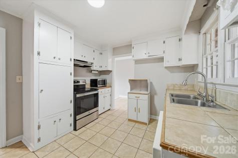 212 Newland Place NW Lenoir NC 28645