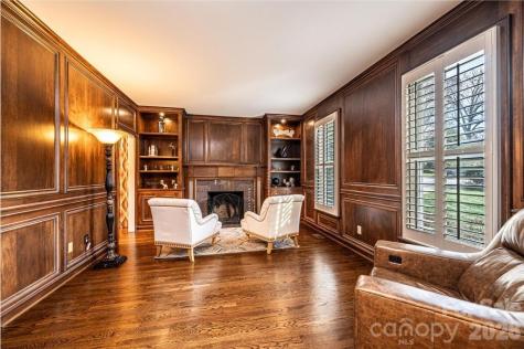 560 20th Avenue Court NW Hickory NC 28601