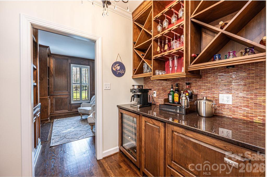 560 20th Avenue Court NW Hickory NC 28601