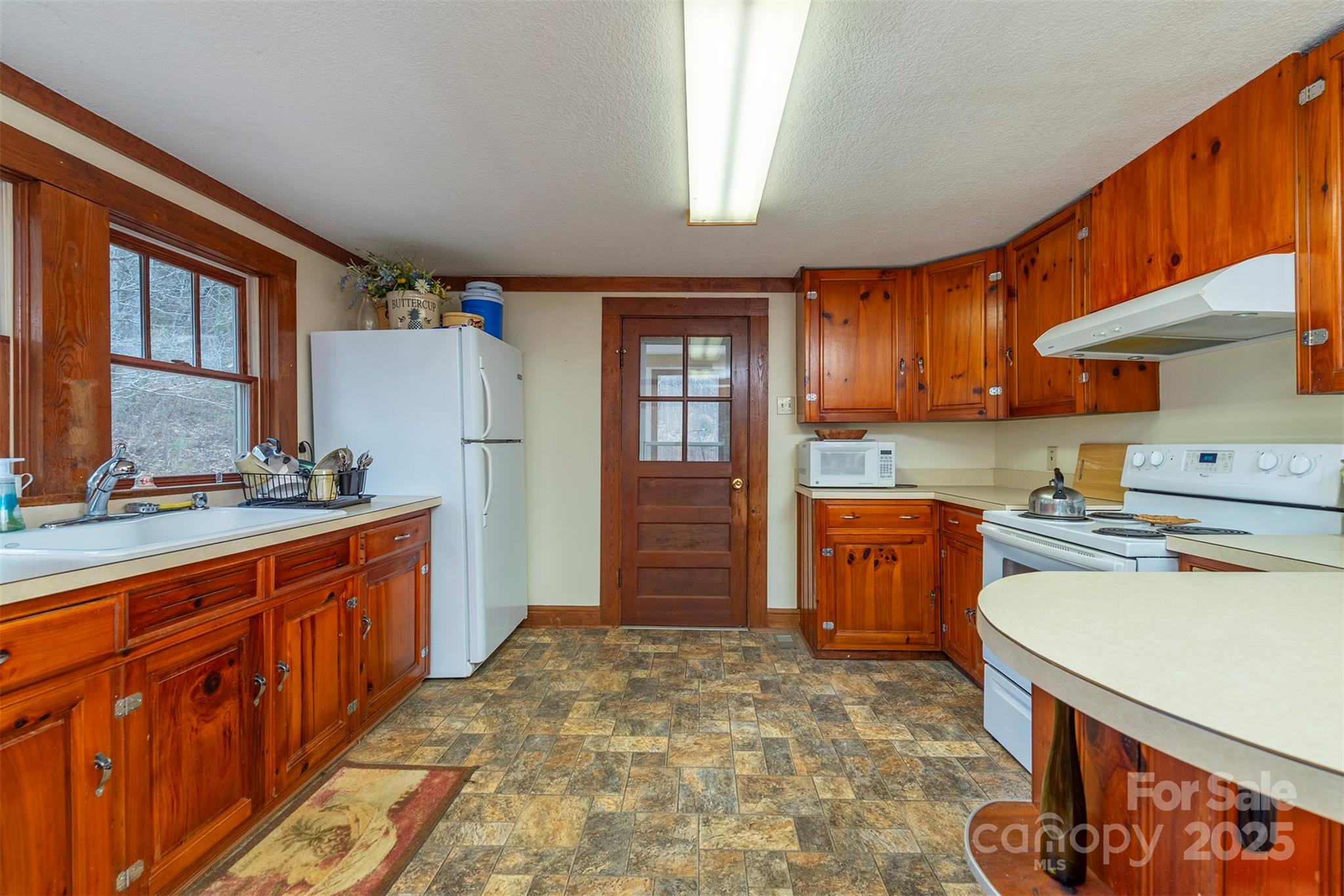 380 Buttercup Lane Marion NC 28752