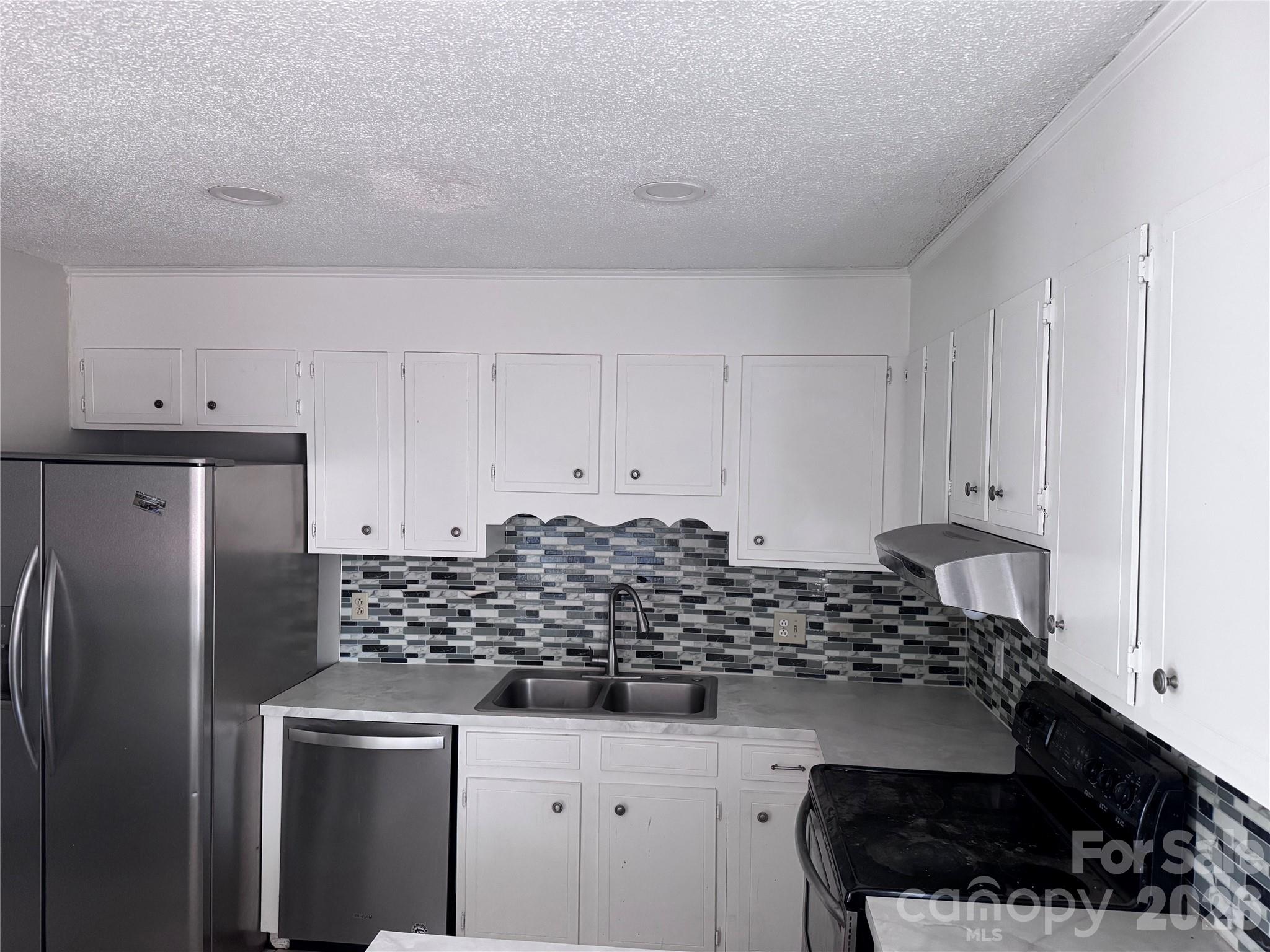 1511 Old Carriage Drive Newton NC 28658