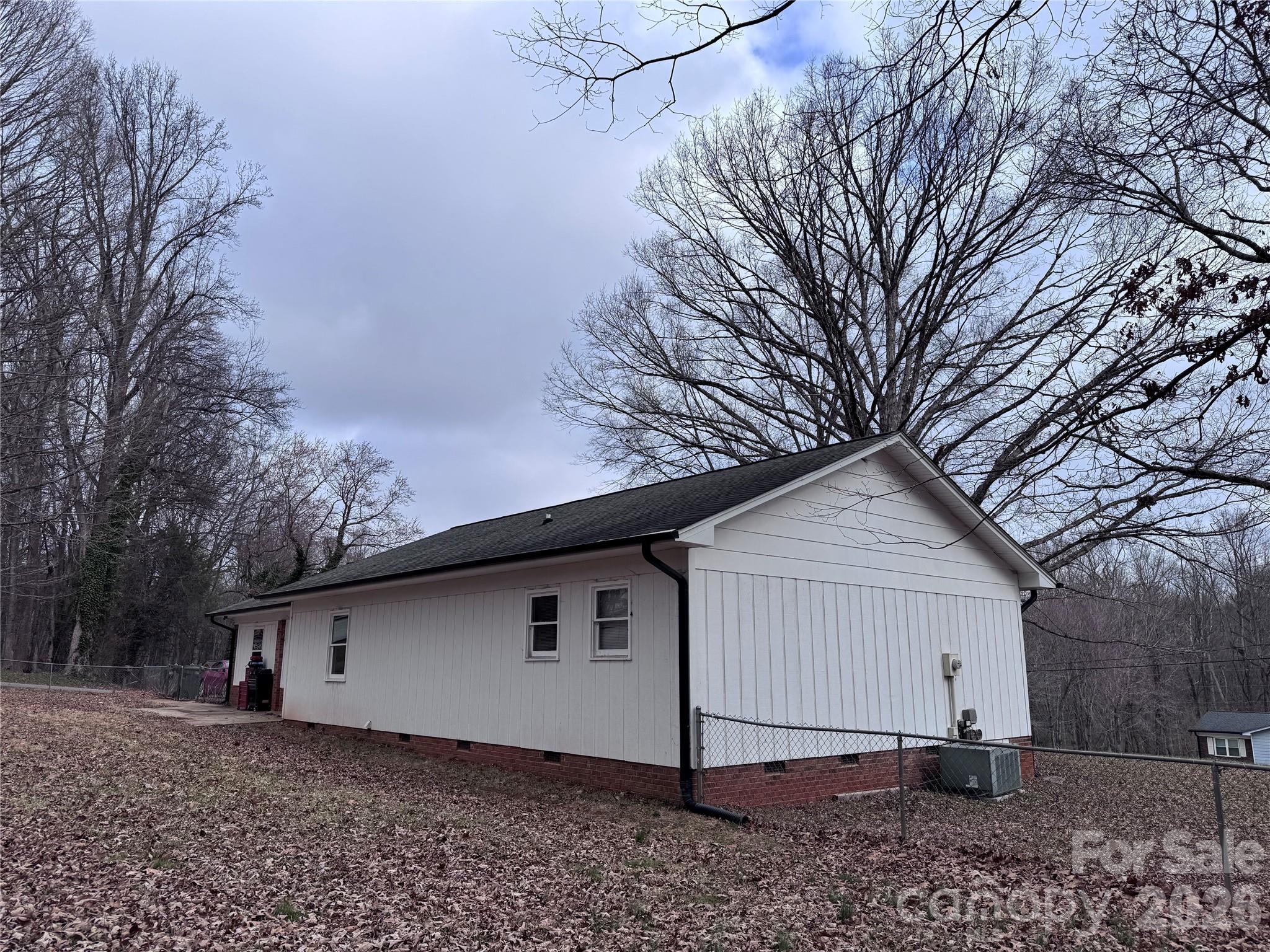 1511 Old Carriage Drive Newton NC 28658