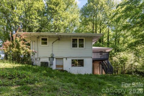 147 Barberry Heights Drive Brevard NC 28712