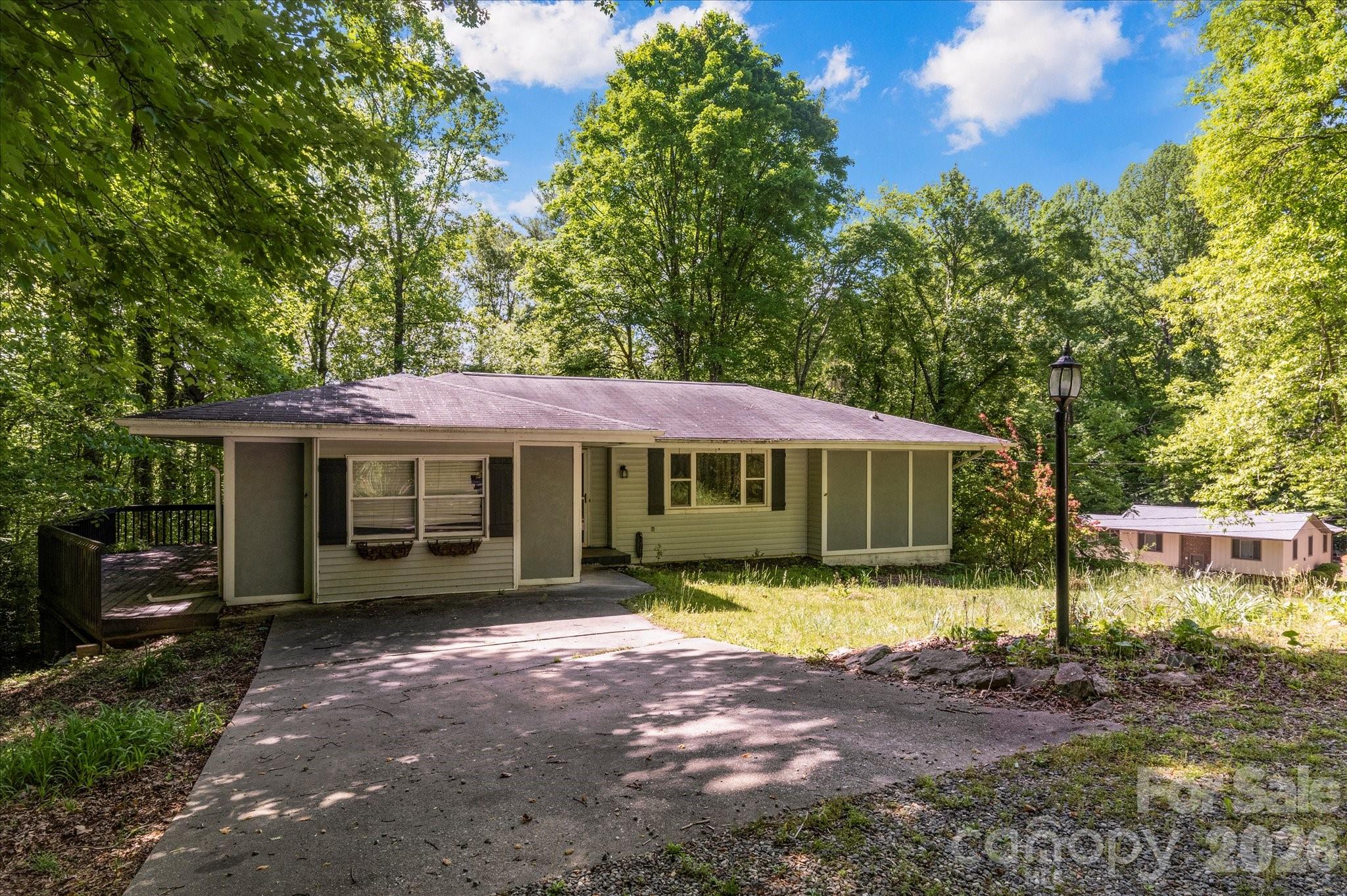 147 Barberry Heights Drive Brevard NC 28712
