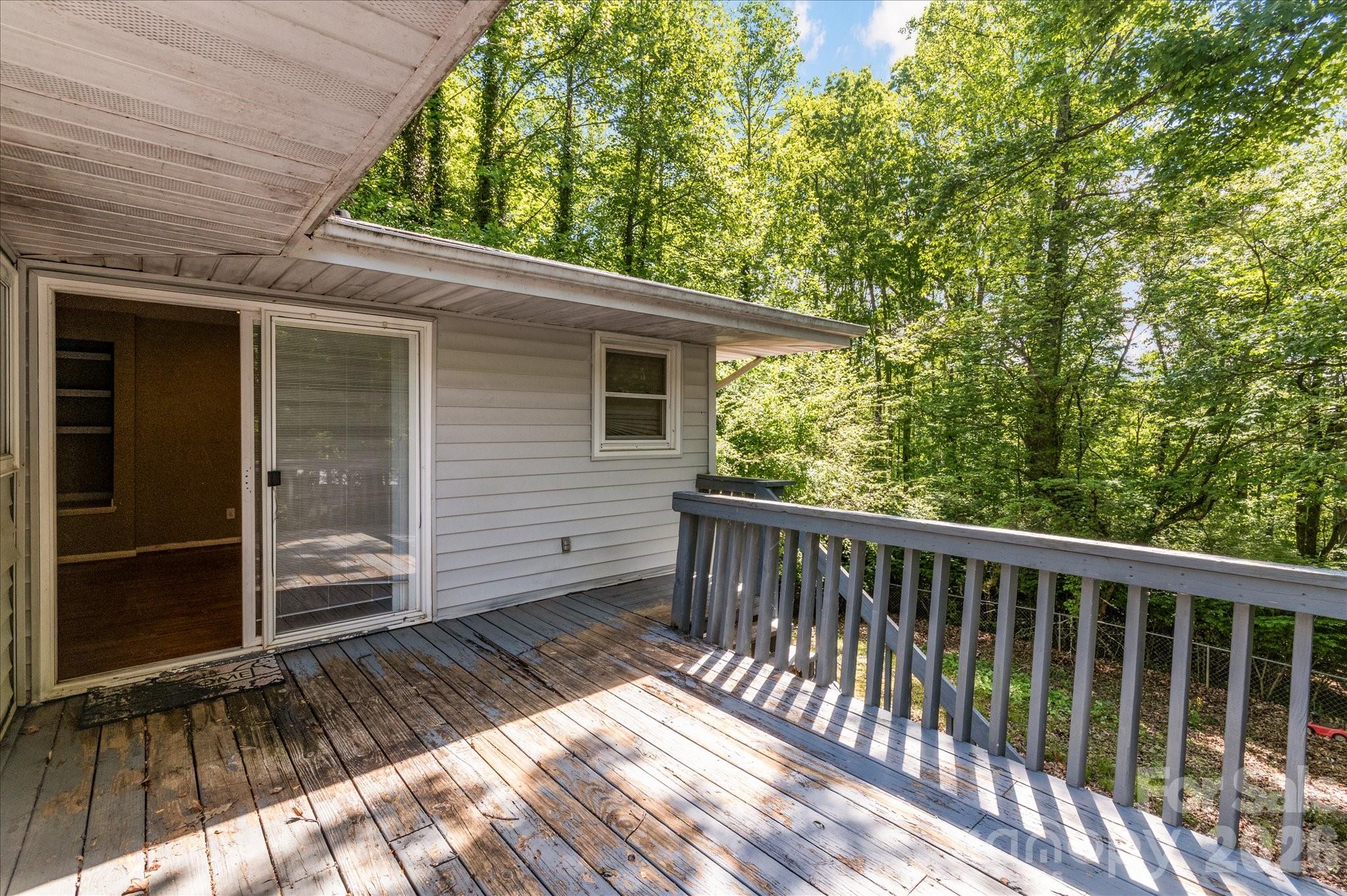 147 Barberry Heights Drive Brevard NC 28712