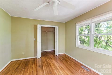 147 Barberry Heights Drive Brevard NC 28712