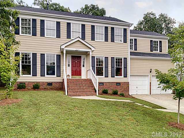 1221 Windy Hill Lane Matthews NC 28105